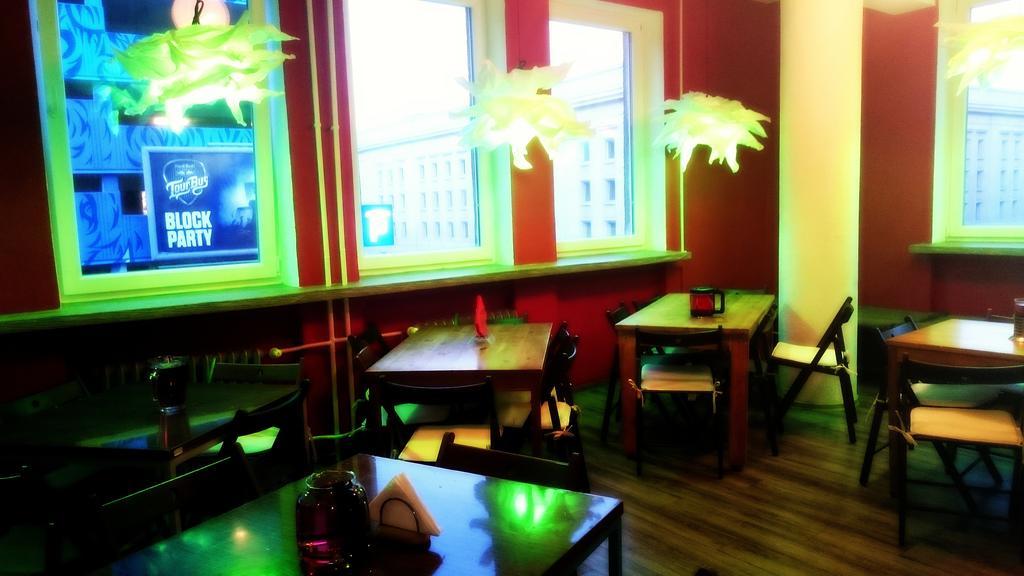Wdj Hostel Warsawa Bagian luar foto