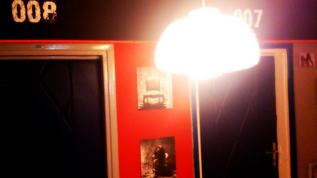 Wdj Hostel Warsawa Bagian luar foto